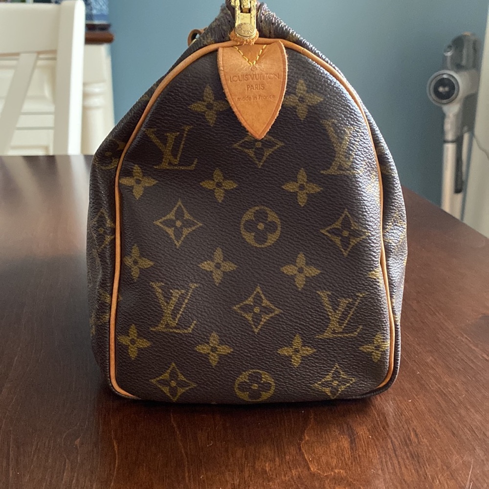 Authentic Louis Vuitton Speedy 25 - Picture 4 of 8